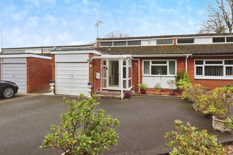 2 bedroom semi-detached bungalow for sale - Carnegie Close, Coventry