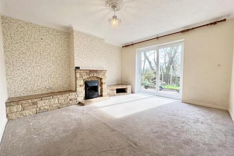 3 bedroom semi-detached house for sale - Timbertree Crescent, Cradley Heath