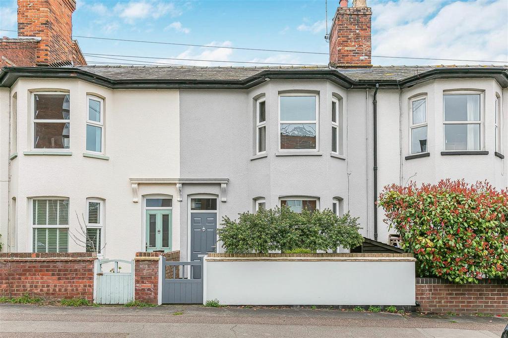 Mill Hill, Newmarket CB8 3 bed terraced house for sale £325,000