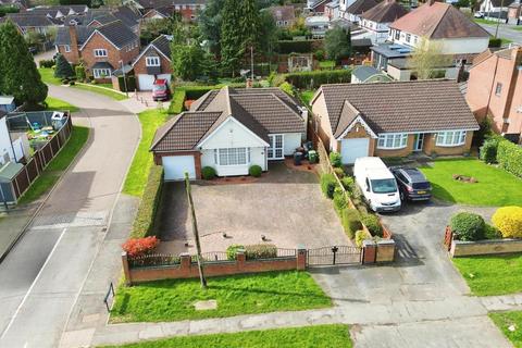 2 bedroom detached bungalow for sale, Nuneaton Road, Bedworth CV12