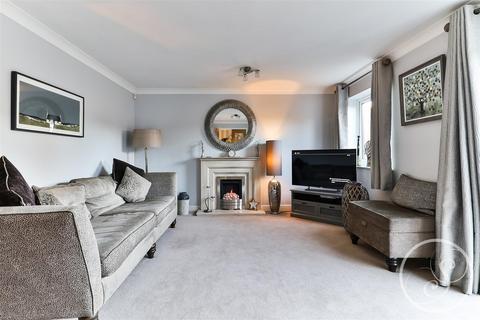 5 bedroom detached house for sale, Kirkfield View, Leeds