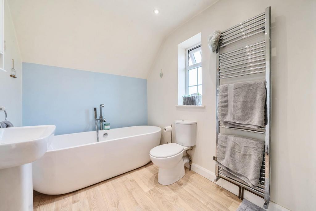 BATH &amp; SHOWER ROOM.jpg
