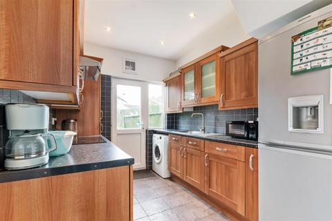 3 bedroom terraced house for sale, Bushey Road, Raynes Park SW20