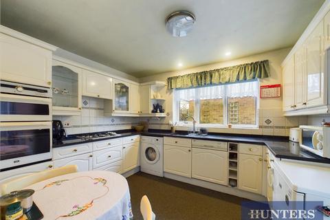 3 bedroom detached bungalow for sale - Amy Johnson Avenue, Bridlington