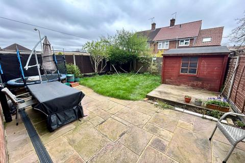 8 Genever Close, London, E4 9BT