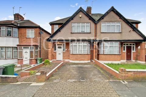 4 bedroom semi-detached house for sale - Chartley Avenue, London, NW2