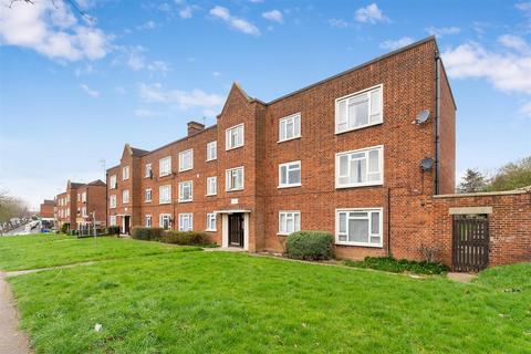 2 bedroom apartment for sale, Roxwell House, Valley Hill, Loughton