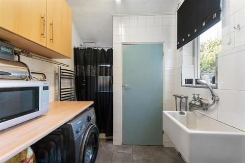 12 Blake Hall Crescent, London, E11 3RH