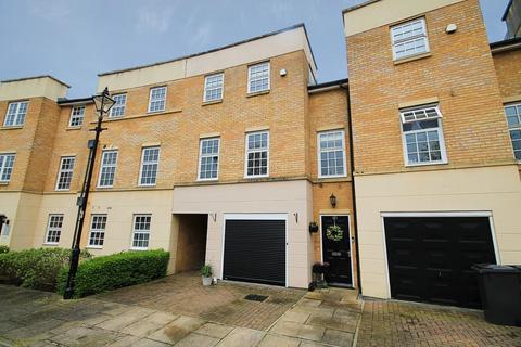 4 bedroom townhouse for sale, Bishopfields Drive, York, North Yorkshire
