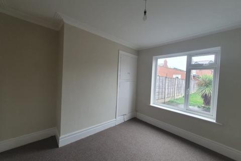 3 bedroom semi-detached house to rent - St Georges Terrace, East Boldon