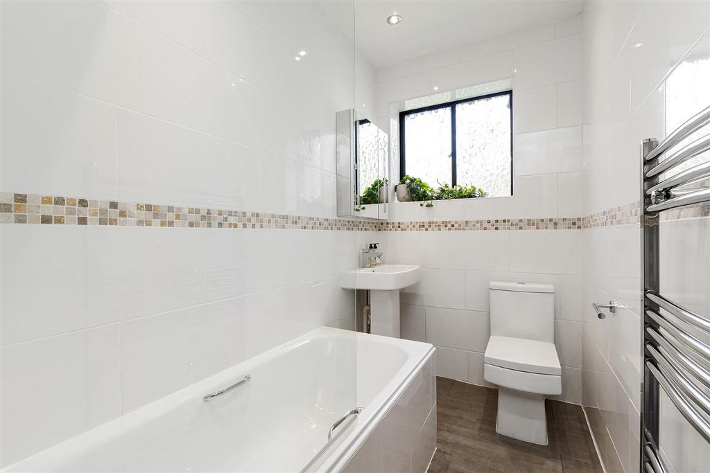 Forest Court 028.jpg