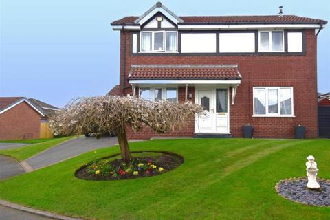 3 bedroom detached house for sale, Captain Lees Gardens, Westhoughton, Bolton