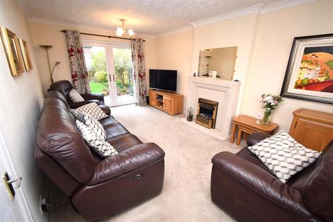 3 bedroom detached house for sale - Captain Lees Gardens, Westhoughton, Bolton