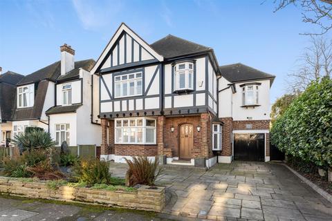 2 Hollybush Close, London, E11 1PZ