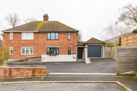 3 bedroom semi-detached house for sale - 31 Guthrum Road, Hadleigh