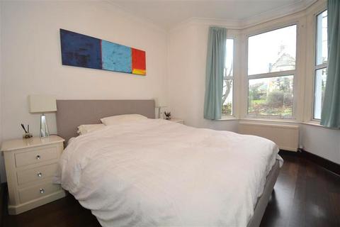 2 bedroom apartment for sale, Hermon Hill, Wanstead