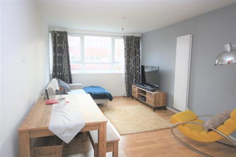 2 bedroom flat to rent - Cleaver Gardens, Weddington, Nuneaton