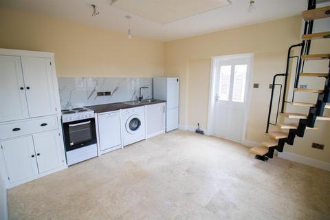 1 bedroom apartment to rent - Braintree Road, Sible Hedingham, Halstead