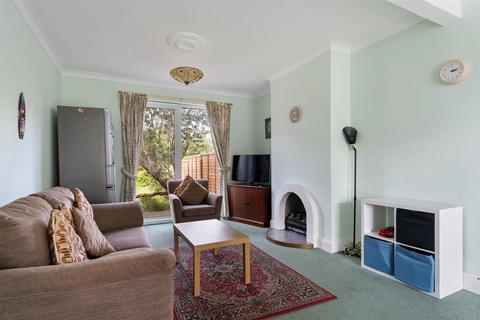 23 Fairview Gardens, Woodford Green, IG8 7DJ
