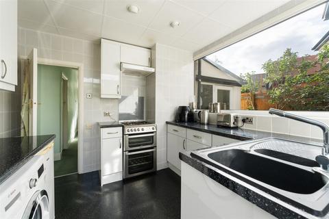 23 Fairview Gardens, Woodford Green, IG8 7DJ