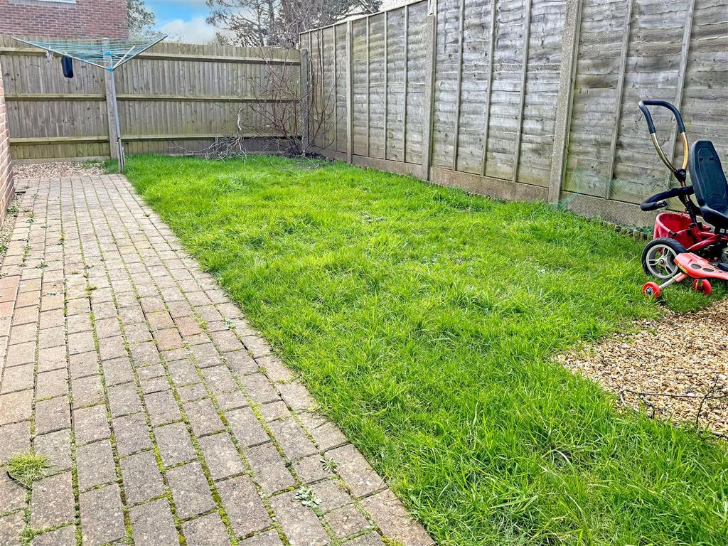 Garden 2.jpg