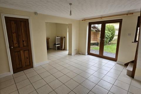 2 bedroom semi-detached house to rent - Oakwell Close, Great Torrington, Devon
