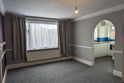 2 bedroom maisonette to rent, Braemar Close, Coventry CV2