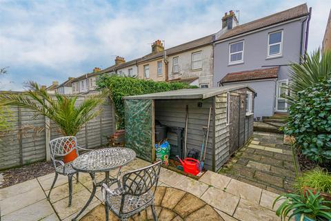 2 bedroom end of terrace house for sale, Cliftonville Road, St. Leonards-On-Sea