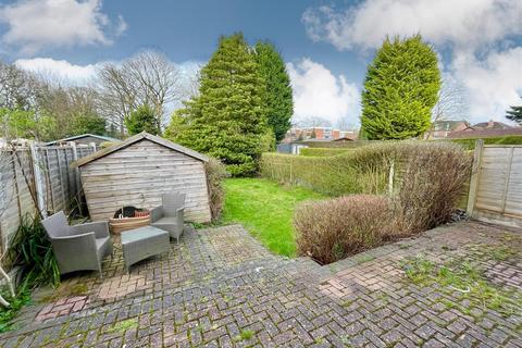 12 Barlow Road, Wilmslow, SK9 4BE