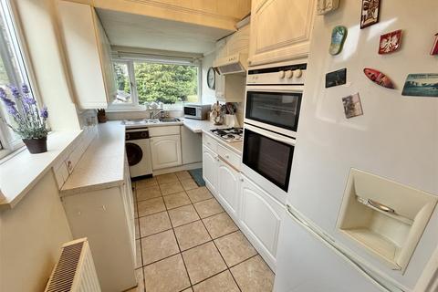 12 Barlow Road, Wilmslow, SK9 4BE