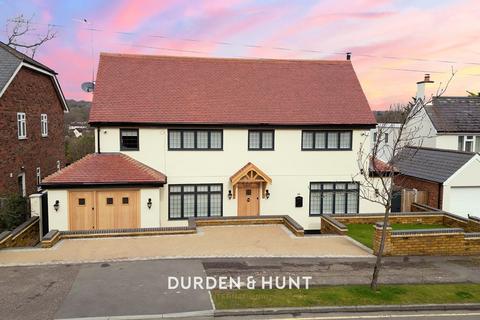 36 Blackacre Road, Theydon Bois, Epping, CM16 7LU