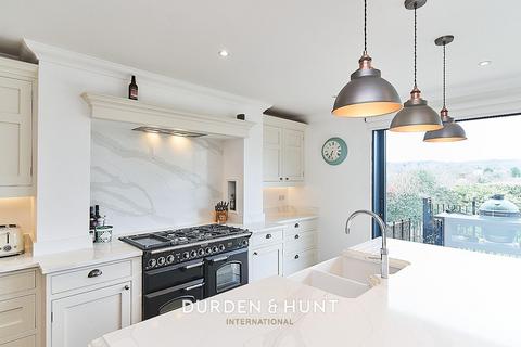 36 Blackacre Road, Theydon Bois, Epping, CM16 7LU