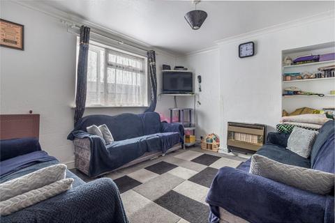 3 bedroom terraced house for sale - Central Avenue, Stourbridge, DY9 9BT