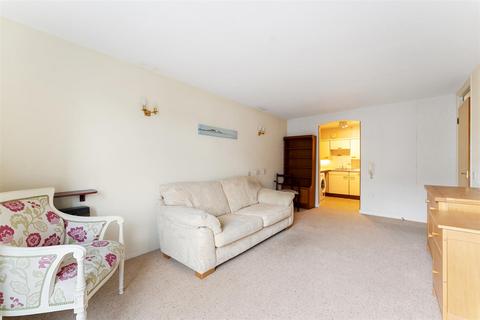1 bedroom apartment for sale, Cambridge Road, Wanstead