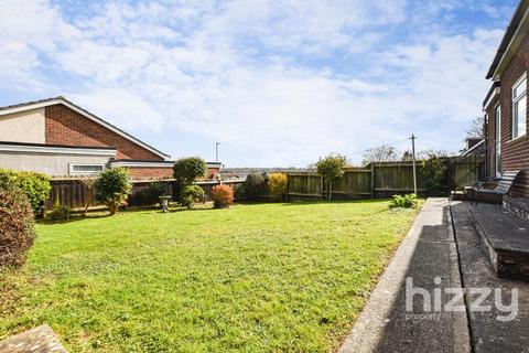 24 Castle Road, Hadleigh, Ipswich, IP7 6JN