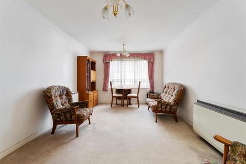 1 bedroom apartment for sale, Cambridge Park, Wanstead