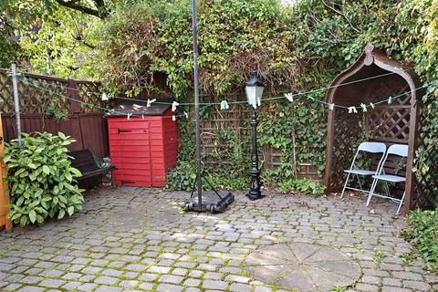 7 Spratt Hall Road, London, E11 2RQ