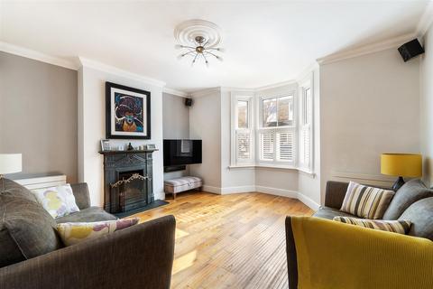 3 bedroom end of terrace house for sale, Princes Road, Buckhurst Hill