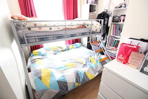 2 bedroom flat for sale, New Broadway, Uxbridge Road, Uxbridge