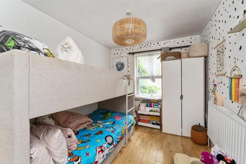 2 bedroom apartment for sale - Whipps Cross Road, Leytonstone