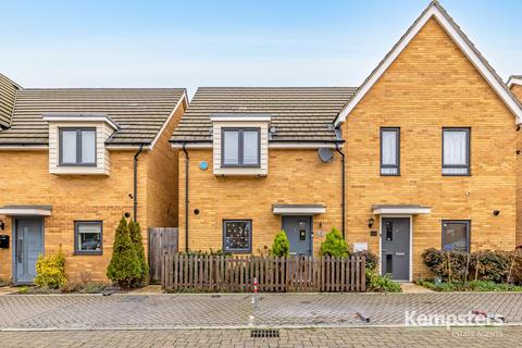 7 Bredle Way, Aveley, South Ockendon, RM15 4EQ