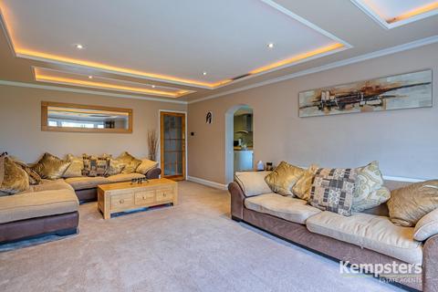 44 Blackshots Lane, Grays, RM16 2JU