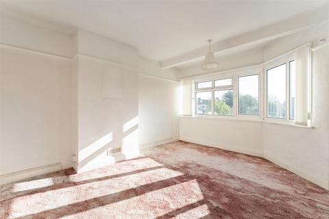 113 Elmcroft Avenue, London, E11 2BS