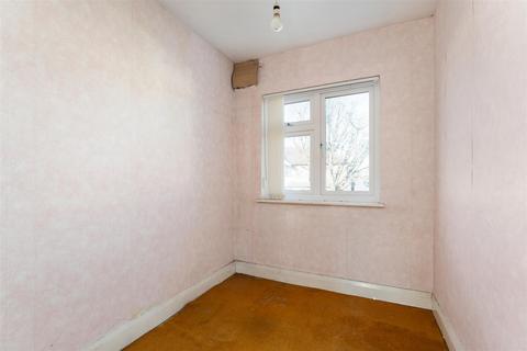 113 Elmcroft Avenue, London, E11 2BS