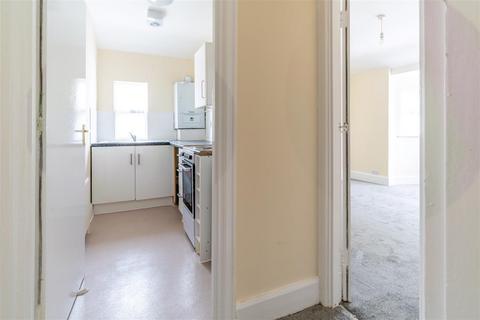 2 bedroom apartment for sale, Ainsworth Road, London