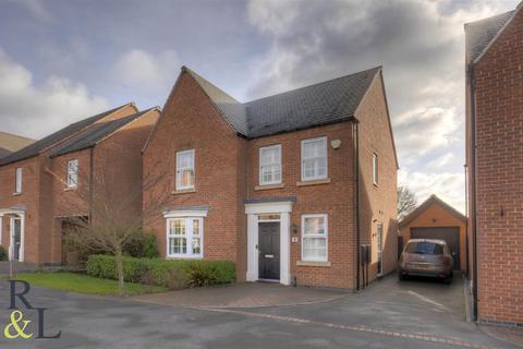 4 bedroom detached house for sale, Plymouth Walk, Church Gresley, Swadlincote