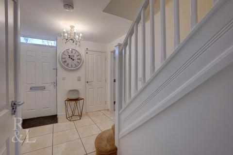 4 bedroom detached house for sale, Plymouth Walk, Church Gresley, Swadlincote