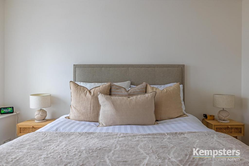Bedroom 1 2nd.jpg
