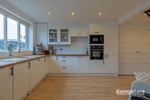 35 Adelaide Road, Tilbury, RM18 7BD