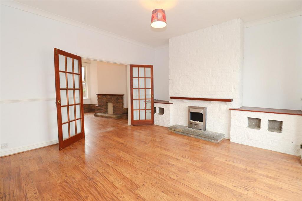 Boston Road, Spilsby 3 bed end of terrace house for sale £155,000